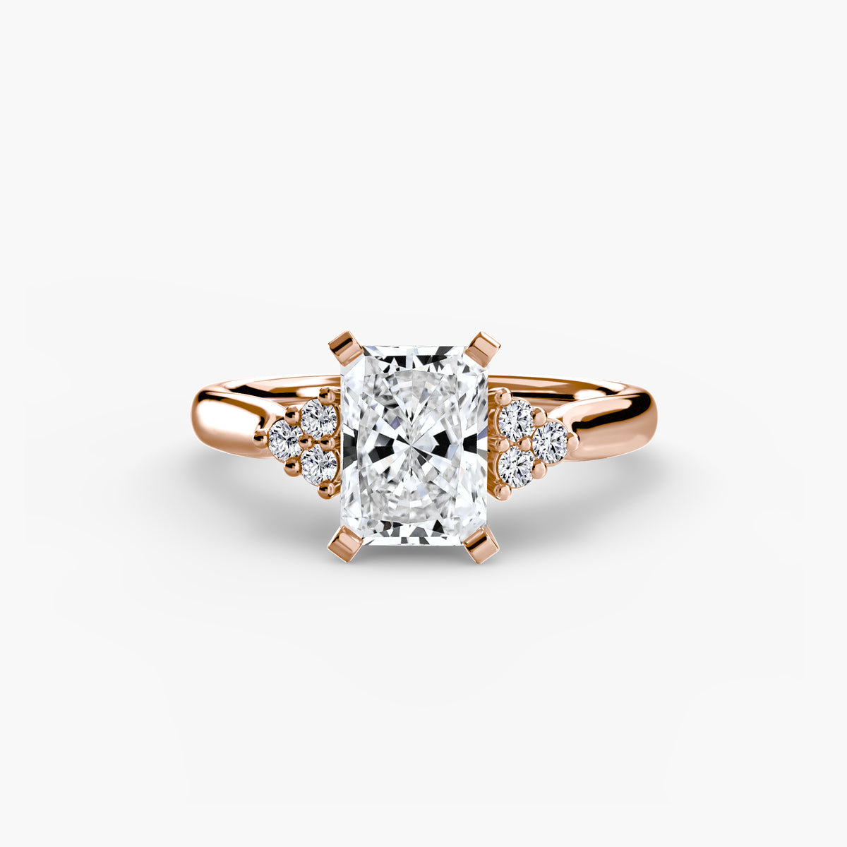 Inés Solitaire with Cluster Shoulders